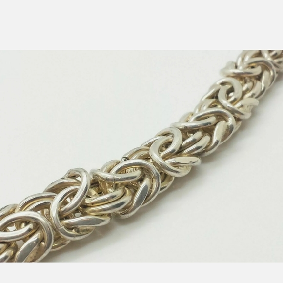 925 Suarti Bali Graduated Square Byzantine Chain - Picture 5 of 5